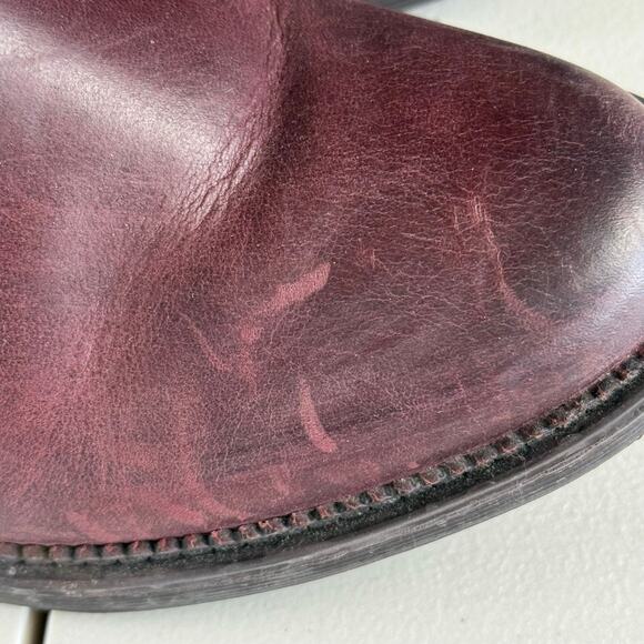 Clarks Burgundy Leather Zip Ankle Bootie Sz 7.5 Classic Neutral Everyday - Picture 4 of 8